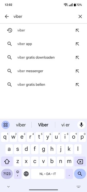 Voer de app-naam in en selecteer Zoeken