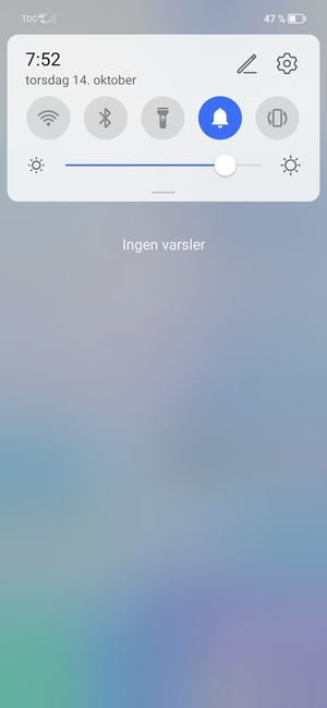 Dra ned toppmenyen igjen