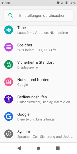 Scrollen Sie und wählen Sie Nutzer und Konten