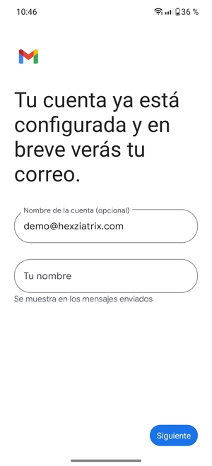 Déle a su cuenta un nombre y escriba su nombre. Seleccione Siguiente