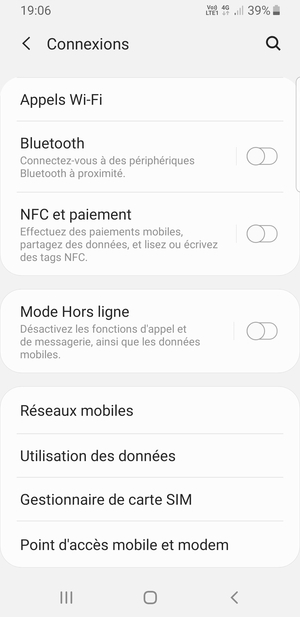 Sélectionnez Réseaux mobiles