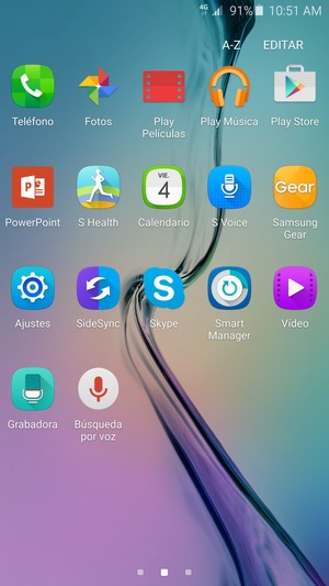 Desplácese y seleccione Ajustes