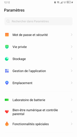 Faites défiler et sélectionnez Mot de passe et sécurité