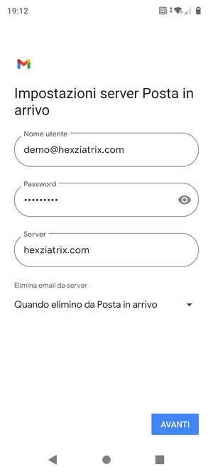 Inserisci Nome utente e l'indirizzo del server di posta in arrivo. Seleziona AVANTI