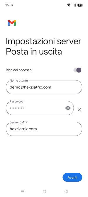 Inserisci l'indirizzo del server di posta in uscita e seleziona Avanti