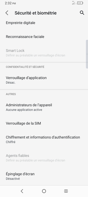 Faites défiler et sélectionnez Verrouillage de la SIM