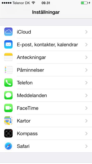 För att byta SIM-kortets PIN, återgå till Inställningar-menyn, scroll till och välj Telefon