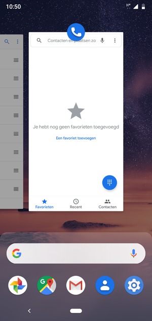 Veeg apps naar boven om ze te sluiten
