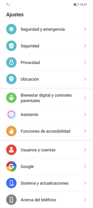 Desplácese y seleccione Usuarios y cuentas