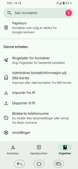 Bla til og velg Administrer kontaktinformasjon på SIM-kortet