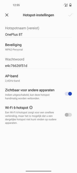 Voer een wachtwoord van een WiFi-hotspot in van ten minste 8 tekens en selecteer OK