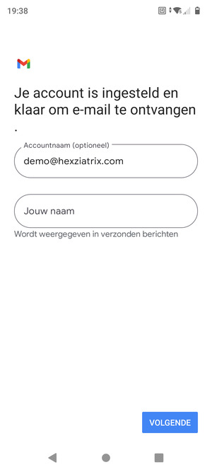 Geef uw account een naam en voer uw naam in. Selecteer VOLGENDE