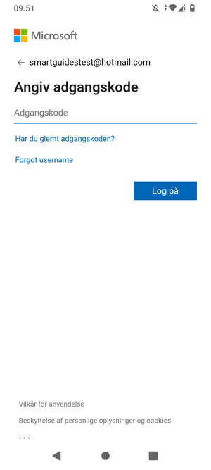 Indtast din Hotmail adgangskode og vælg Log på