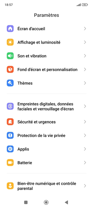Faites défiler et sélectionnez Empreintes digitales, données faciales et verrouillage de l'écran