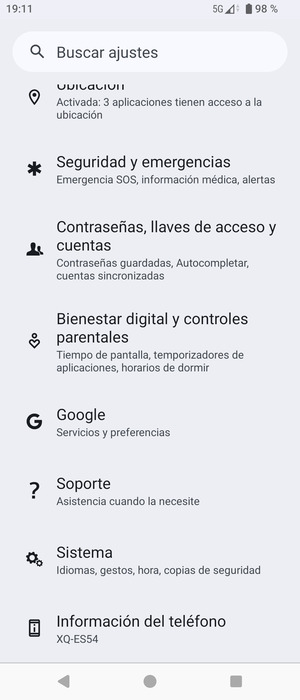 Desplácese y seleccione Sistema