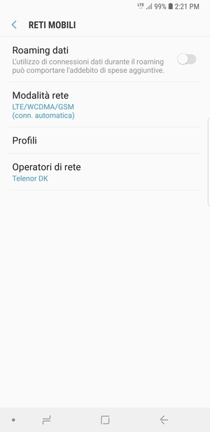 Per modificare la rete, in presenza di problemi, seleziona Operatori di rete