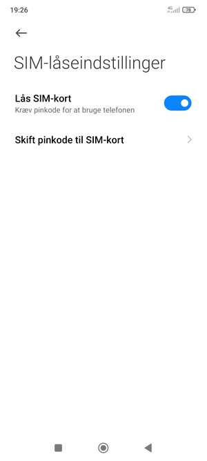 Vælg Skift pinkode til SIM-kort