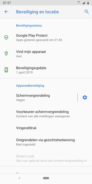 Om uw schermvergrendeling te activeren, ga naar het Beveiliging en locatie-menu en selecteer Schermvergrendeling