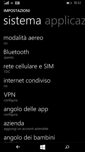 Scorri e seleziona rete cellulare e SIM