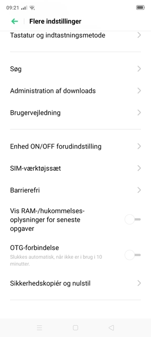 Scroll til og vælg Sikkerhedskopiér og nulstil