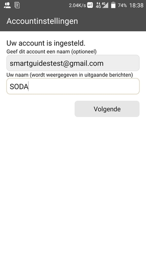 Geef uw account een naam en voer uw naam in. Selecteer Volgende