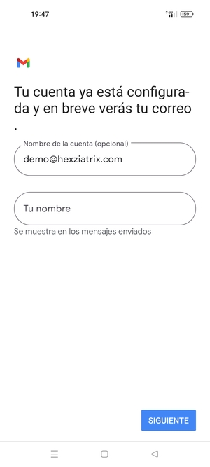 Déle a su cuenta un nombre y escriba su nombre. Seleccione SIGUENTE