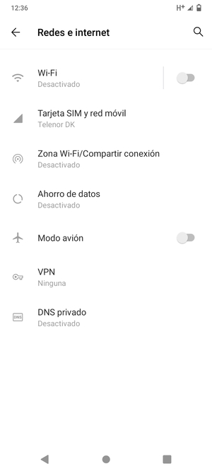 Seleccione Tarjeta SIM y red móvil