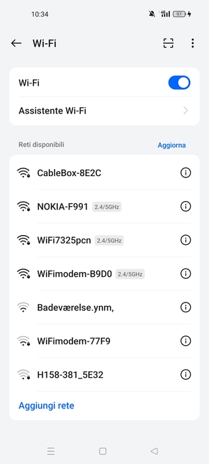 Seleziona la rete wireless a cui desideri connetterti