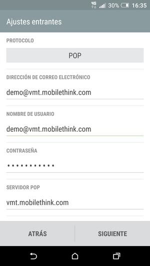 Introduzca Nombre de usuario y la dirección de servidor entrada. Seleccione SIGUIENTE