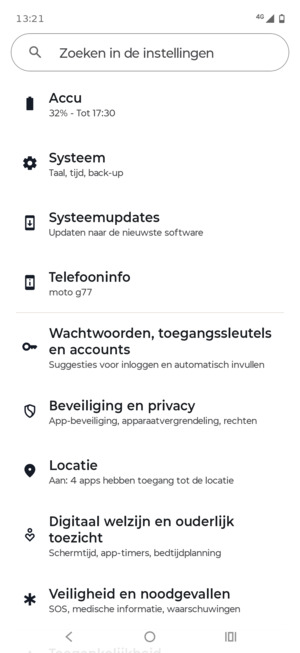 Scroll naar en selecteer Wachtwoorden, toegangssleutels, accounts