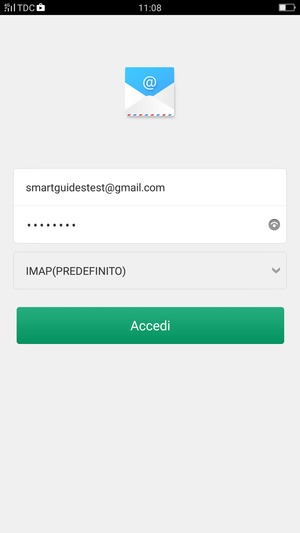 Inserisci il tuo indirizzo Gmail o Hotmail e password. Seleziona Accedi