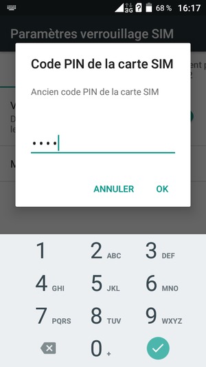 Saisissez votre Ancien code PIN de la carte SIM et sélectionnez OK