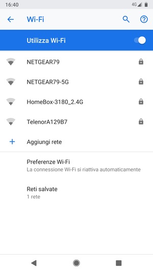 Seleziona la rete wireless a cui desideri connetterti