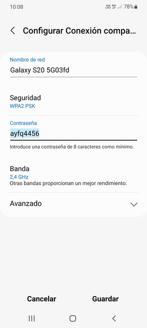 Introduzca una contraseña de al menos 8 caracteres y seleccione Guardar