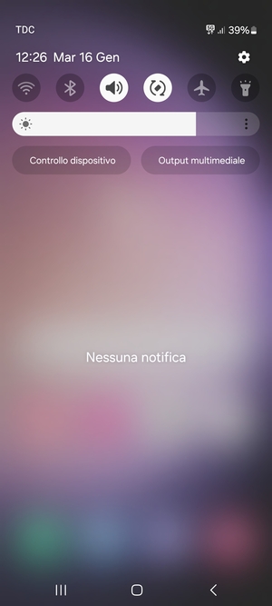 Scorri nuovamente verso il basso il menu in alto