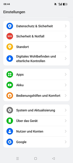 Scrollen Sie und wählen Sie Nutzer und Konten