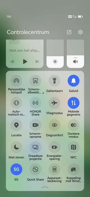 Scroll naar en selecteer Energiebesparing