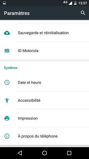 Faites défiler et sélectionnez À propos du téléphone