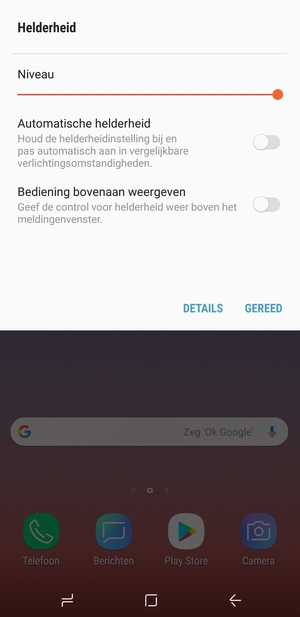 Schakel Automatische helderheid in en selecteer GEREED