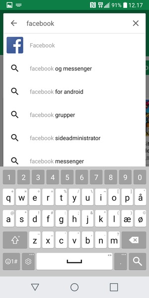 Indtast navnet på appen og vælg Søg