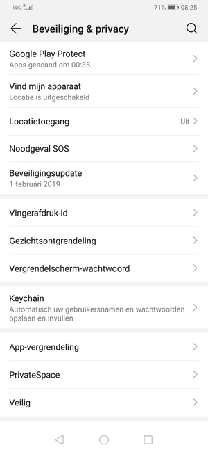 Om uw schermvergrendeling te activeren, ga naar het Beveiliging & privacy-menu en selecteer Vergrendelscherm-wachtwoord