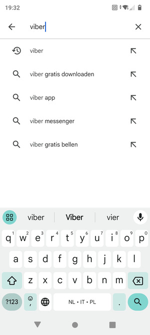 Voer de app-naam in en selecteer Zoeken