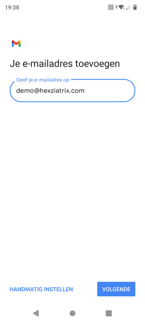 Voer uw e-mailadres in en selecteer VOLGENDE