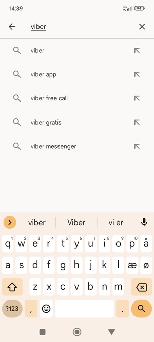 Indtast navnet på appen og vælg Søg