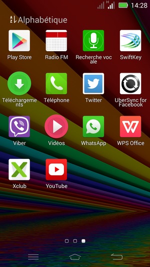 Faites défiler et sélectionnez Play Store