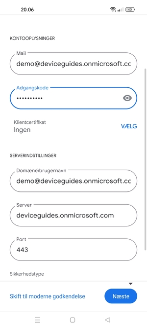 Indtast Brugernavn og Exchange serveradresse. Vælg Næste