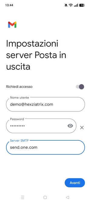 Inserisci l'indirizzo del server di posta in uscita e seleziona Avanti