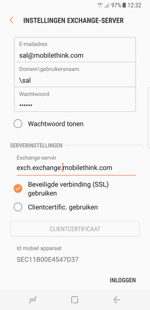 Voer Gebruikersnaam en Exchange serveradres in. Selecteer INLOGGEN