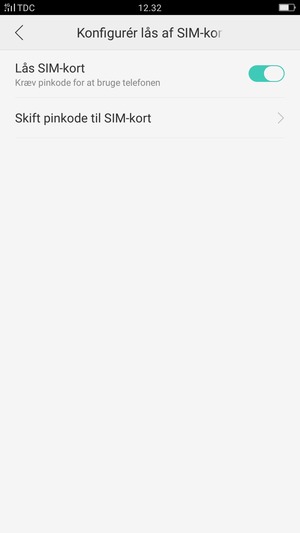 Vælg Skift PIN-kode til SIM-kort