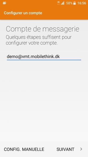 Saisissez votre adresse e-mail et sélectionnez SUIVANT